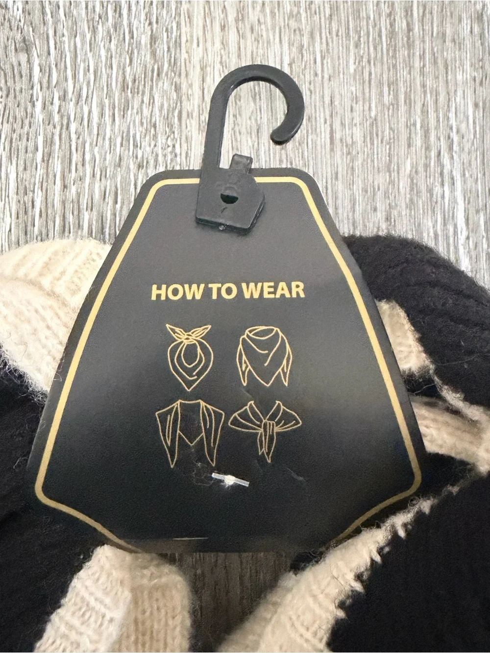 House of Harlow 1960 soft knit